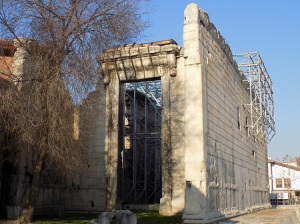 3 Hacı Bayram camii bitişiğindeki Augustus Tapınağı